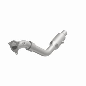 Chrysler Pacifica Catalytic Converter - Underbody - Magnaflow - California Grade CARB Compliant Direct-Fit - `04-`06