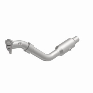 Chrysler Pacifica Catalytic Converter - Underbody - Magnaflow - California Grade CARB Compliant Direct-Fit - `04-`06