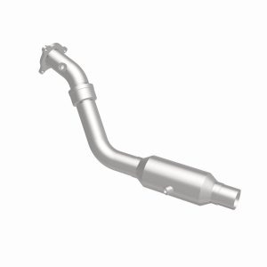 Chrysler Pacifica Catalytic Converter - Underbody - Magnaflow - California Grade CARB Compliant Direct-Fit - `04-`06