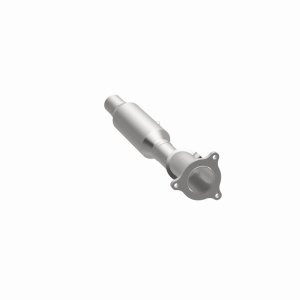 Chrysler Pacifica Catalytic Converter - Underbody - Magnaflow - California Grade CARB Compliant Direct-Fit - `04-`06