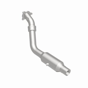 Chrysler Pacifica Catalytic Converter - Underbody - Magnaflow - California Grade CARB Compliant Direct-Fit - `04-`06