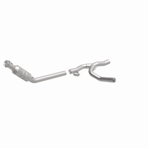 Dodge Ram 1500 Catalytic Converter - Underbody - Magnaflow - California Grade CARB Compliant - 2005