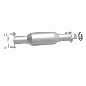 Mitsubishi Outlander Catalytic Converter - Magnaflow - California Grade CARB Compliant - `05-`06