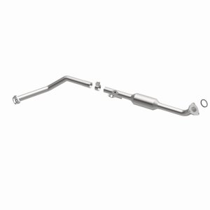 Toyota Sequoia Catalytic Converter - Underbody - Magnaflow - California Grade CARB Compliant, Direct-Fit - `01-`04 Toyota Sequoia Catalytic Converter - Underbody - Magnaflow - California Grade CARB Compliant, Direct-Fit - `01-`04