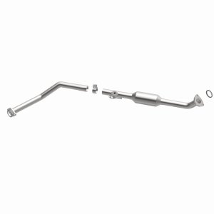 Toyota Sequoia Catalytic Converter - Underbody - Magnaflow - California Grade CARB Compliant, Direct-Fit - `01-`04 Toyota Sequoia Catalytic Converter - Underbody - Magnaflow - California Grade CARB Compliant, Direct-Fit - `01-`04