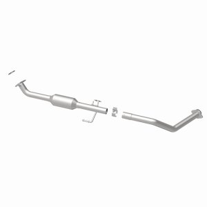 Toyota Sequoia Catalytic Converter - Underbody - Magnaflow - California Grade CARB Compliant, Direct-Fit - `01-`04 Toyota Sequoia Catalytic Converter - Underbody - Magnaflow - California Grade CARB Compliant, Direct-Fit - `01-`04