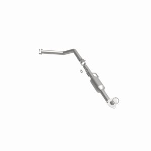 Toyota Sequoia Catalytic Converter - Underbody - Magnaflow - California Grade CARB Compliant, Direct-Fit - `01-`04 Toyota Sequoia Catalytic Converter - Underbody - Magnaflow - California Grade CARB Compliant, Direct-Fit - `01-`04