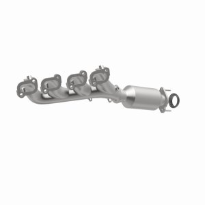 Cadillac SRX Catalytic Converter - Magnaflow - California Grade CARB Compliant Direct-Fit - `04-`06