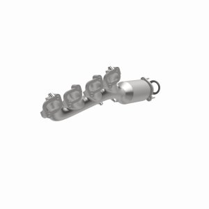 Cadillac SRX Catalytic Converter - Magnaflow - California Grade CARB Compliant Direct-Fit - `04-`06