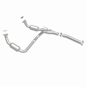 Chevrolet Express 1500 Catalytic Converter Direct Fit - Magnaflow - California Grade CARB Compliant - `03-`05