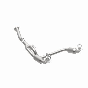 GMC Savana 1500 Catalytic Converter Direct Fit - Magnaflow - California Grade CARB Compliant - `03-`05