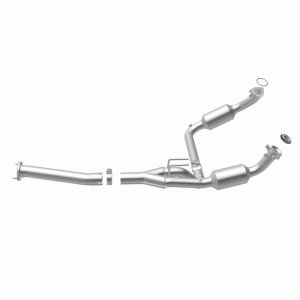 GMC Savana 1500 Catalytic Converter Direct Fit - Magnaflow - California Grade CARB Compliant - `03-`05