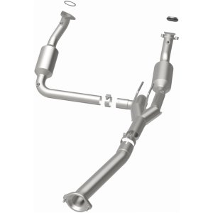 GMC Savana 1500 Catalytic Converter Direct Fit - Magnaflow - California Grade CARB Compliant - `03-`05