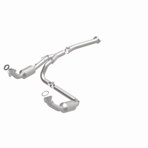 GMC Savana 1500 Catalytic Converter Direct Fit - Magnaflow - California Grade CARB Compliant - `03-`05