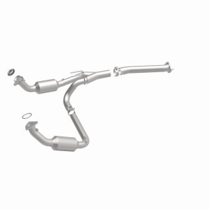 GMC Savana 1500 Catalytic Converter Direct Fit - Magnaflow - California Grade CARB Compliant - `03-`05