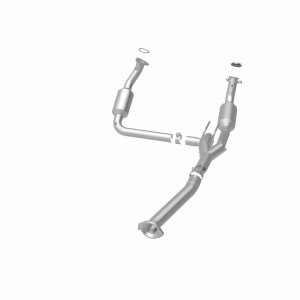 GMC Savana 1500 Catalytic Converter Direct Fit - Magnaflow - California Grade CARB Compliant - `03-`05