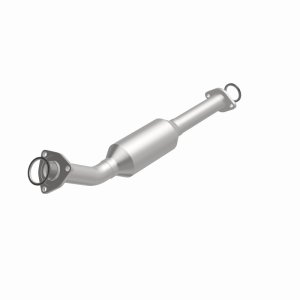Toyota Tundra Catalytic Converter - Underbody - Magnaflow - California Direct-Fit - `03-`04