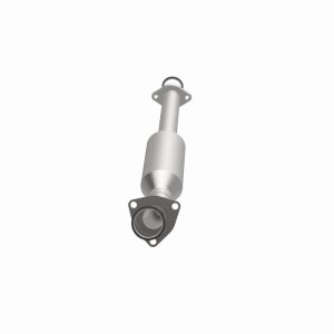 Toyota Tundra Catalytic Converter - Underbody - Magnaflow - California Direct-Fit - `03-`04