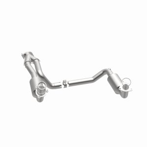 GMC Sierra Performance Exhaust - Magnaflow - Direct-Fit Catalytic Converter - 2005