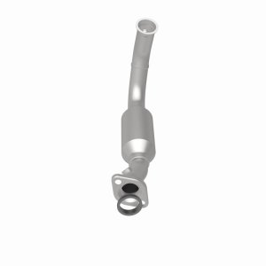 Jeep Liberty Catalytic Converter - Underbody - Magnaflow - California Grade CARB Compliant Direct-Fit - 2004