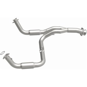 Chevrolet Silverado 2500 HD Catalytic Converter - Magnaflow - California Grade CARB Compliant - `07-`10