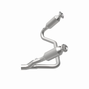 Dodge Durango Catalytic Converter - Magnaflow - California Grade CARB Compliant Direct-Fit - `05-`06 Dodge Durango Catalytic Converter - Magnaflow - California Grade CARB Compliant Direct-Fit - `05-`06