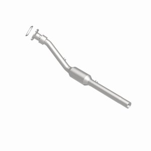 Volkswagen Golf Catalytic Converter - Magnaflow - Direct Fit, CARB Compliant - `04-`05