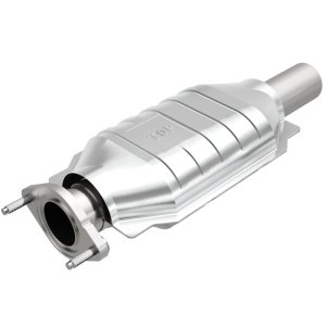 Ford Fusion Catalytic Converter - Magnaflow - Direct Fit, CARB-compliant - 2006