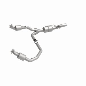 Dodge Ram 3500 Van Catalytic Converter - Magnaflow - California Grade CARB Compliant Direct-Fit - `01-`02
