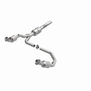 Dodge Ram 3500 Van Catalytic Converter - Magnaflow - California Grade CARB Compliant Direct-Fit - `01-`02