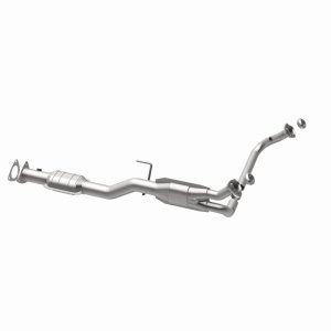 GMC Safari Catalytic Converter - Magnaflow - California Grade CARB Compliant, Direct-Fit - `00-`05