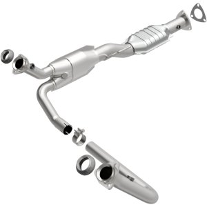 GMC Safari Catalytic Converter - Magnaflow - California Grade CARB Compliant, Direct-Fit - `00-`05