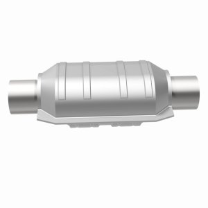 Toyota Tundra Catalytic Converter - Driver Side + Passenger Side - Magnaflow - California Grade CARB-Compliant, 2.25 in Inlet/Outlet, Center/Center, Oval - `03-`04
