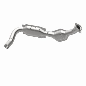 Ford Expedition Catalytic Converter - Driver Side - Magnaflow - California Grade CARB Compliant Direct-Fit - `03-`04