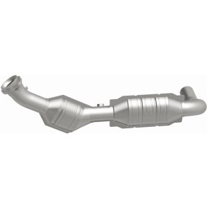 Ford Expedition Catalytic Converter - Driver Side - Magnaflow - California Grade CARB Compliant Direct-Fit - `03-`04