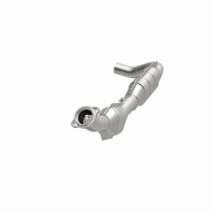 Ford Expedition Catalytic Converter - Driver Side - Magnaflow - California Grade CARB Compliant Direct-Fit - `03-`04
