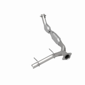 Ford Expedition Catalytic Converter - Passenger Side - Magnaflow - California Grade CARB Compliant Direct-Fit - `03-`04