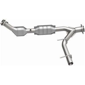Ford Expedition Catalytic Converter - Passenger Side - Magnaflow - California Grade CARB Compliant Direct-Fit - `03-`04