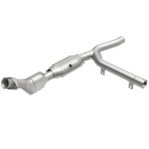 Ford F-150 Catalytic Converter - Magnaflow - California Direct-Fit - `02-`03
