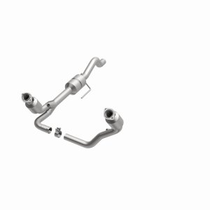 Dodge Durango Catalytic Converter - Magnaflow - California Grade CARB Compliant Direct-Fit - `00-`03