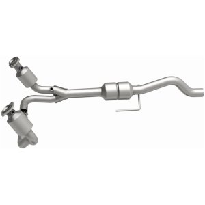 Dodge Durango Catalytic Converter - Magnaflow - California Grade CARB Compliant Direct-Fit - `00-`03