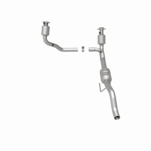 Dodge Durango Catalytic Converter - Magnaflow - California Grade CARB Compliant Direct-Fit - `00-`03