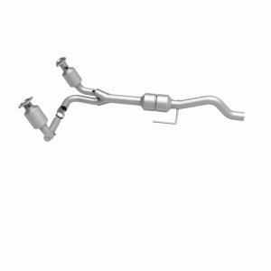 Dodge Durango Catalytic Converter - Magnaflow - California Grade CARB Compliant Direct-Fit - `00-`03
