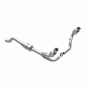 Dodge Durango Catalytic Converter - Magnaflow - California Grade CARB Compliant Direct-Fit - `00-`03