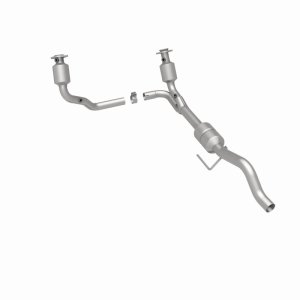 Dodge Durango Catalytic Converter - Magnaflow - California Grade CARB Compliant Direct-Fit - `00-`03