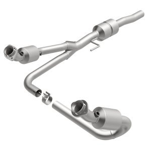 Dodge Durango Catalytic Converter - Magnaflow - California Grade CARB Compliant Direct-Fit - `02-`03