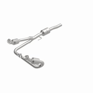 Dodge Durango Catalytic Converter - Magnaflow - California Grade CARB Compliant Direct-Fit - `02-`03