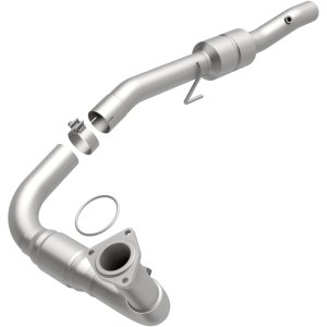 Chevrolet Silverado 2500 HD Catalytic Converter - Driver Side - Magnaflow - Direct-Fit California Grade CARB Compliant - `05-`06 Chevrolet Silverado 2500 HD Catalytic Converter - Driver Side - Magnaflow - Direct-Fit California Grade CARB Compliant - `05-`06
