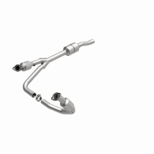 Dodge Ram 1500 Catalytic Converter - Magnaflow - California Grade CARB Compliant Direct-Fit - `02-`03