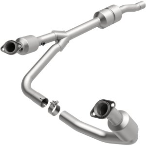 Dodge Ram 1500 Catalytic Converter - Magnaflow - California Grade CARB Compliant Direct-Fit - `02-`03